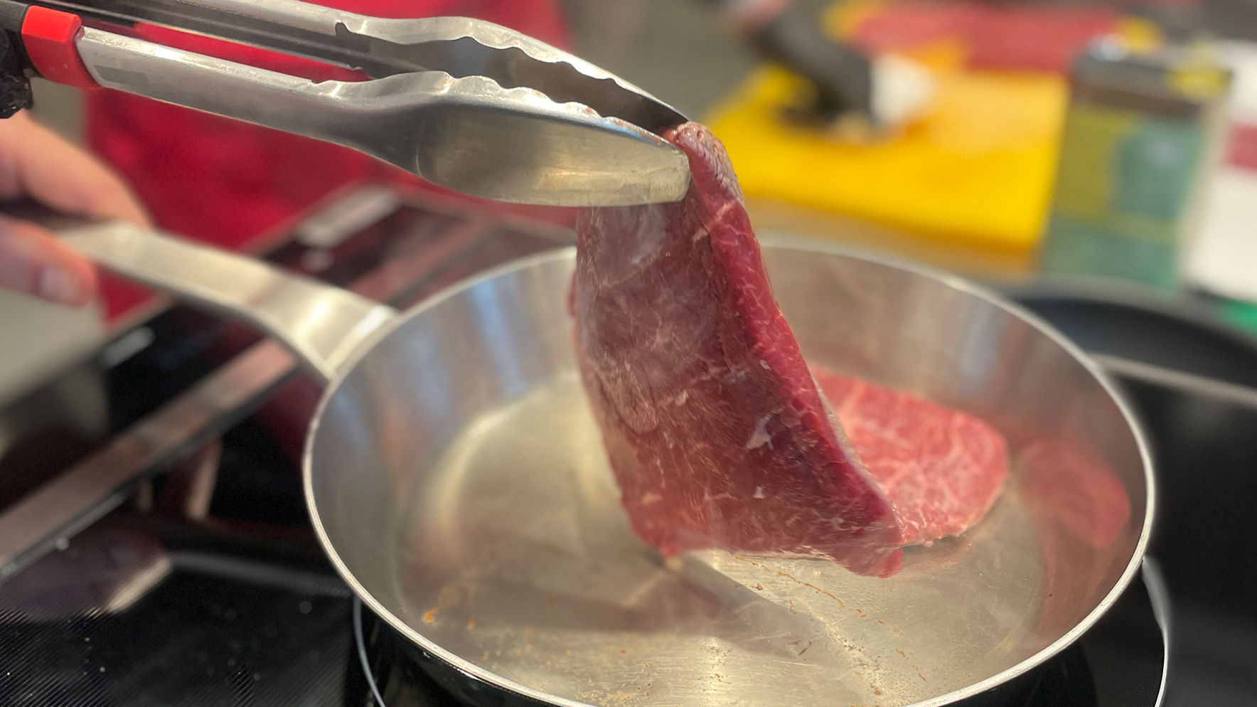 Dal brasato alla brace: il “Cappello del prete” abbraccia l’estate e conquista l’America tra brisket e flat iron